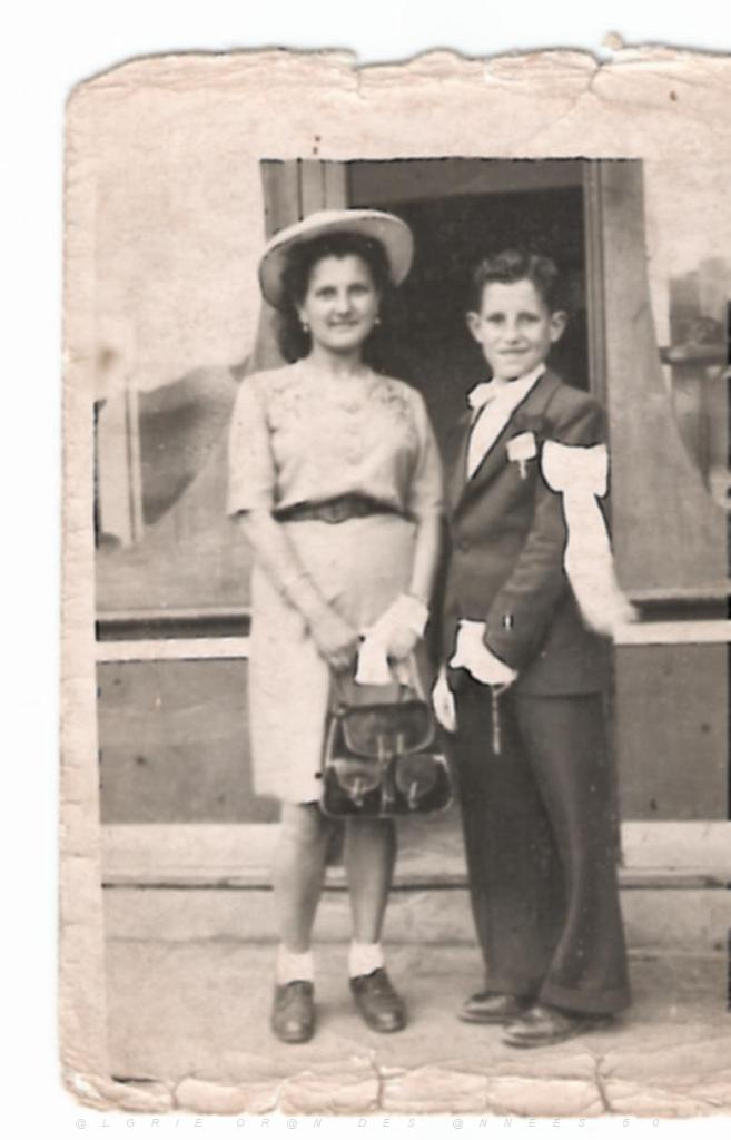 Ma première communion en 1946.jpg
